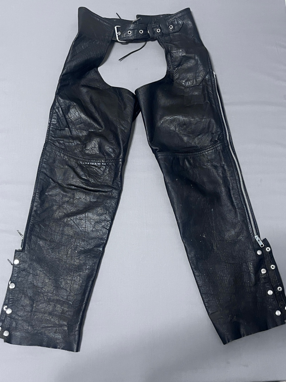Highway One Vintage Black Leather Chaps with Zipper & Snap Detail Size Medium